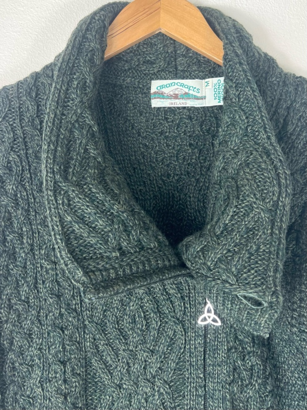 Aran Crafts Marino Wool Green Cable Knit Irish Fisherman Sweater Pockets Medium - Picture 4 of 8